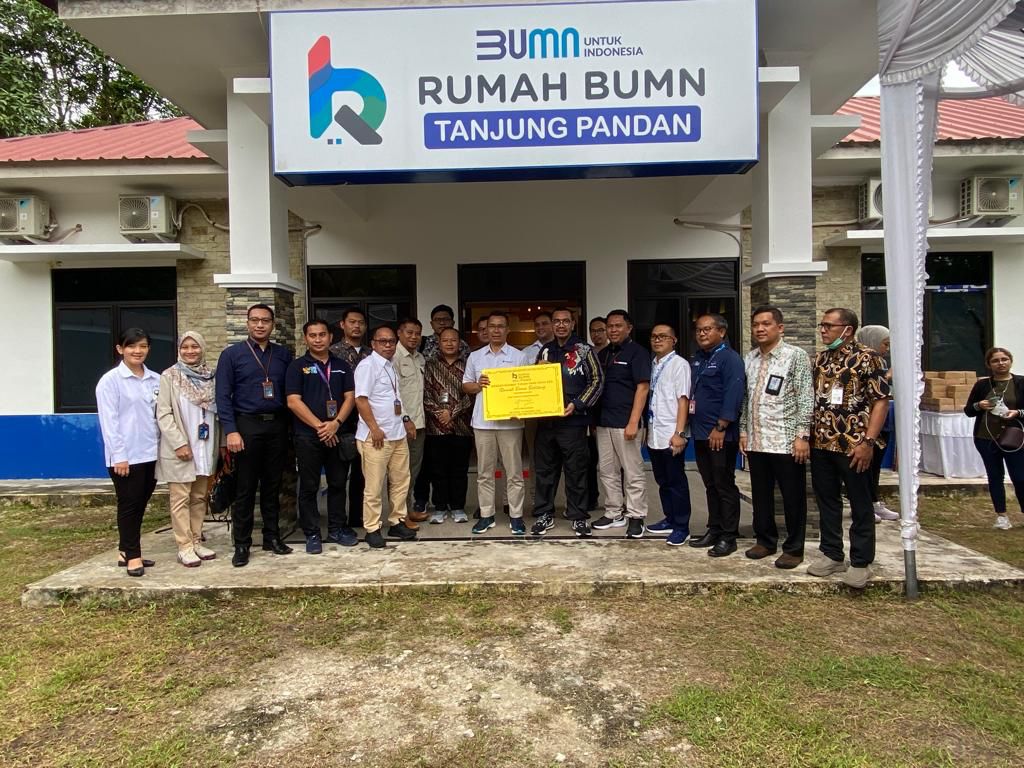 20221218 Staf Khusus Erick Thohir, Arya Sinulingga, saat meresmikan rumah BUMN di Tanjung Pandan, Belitung.