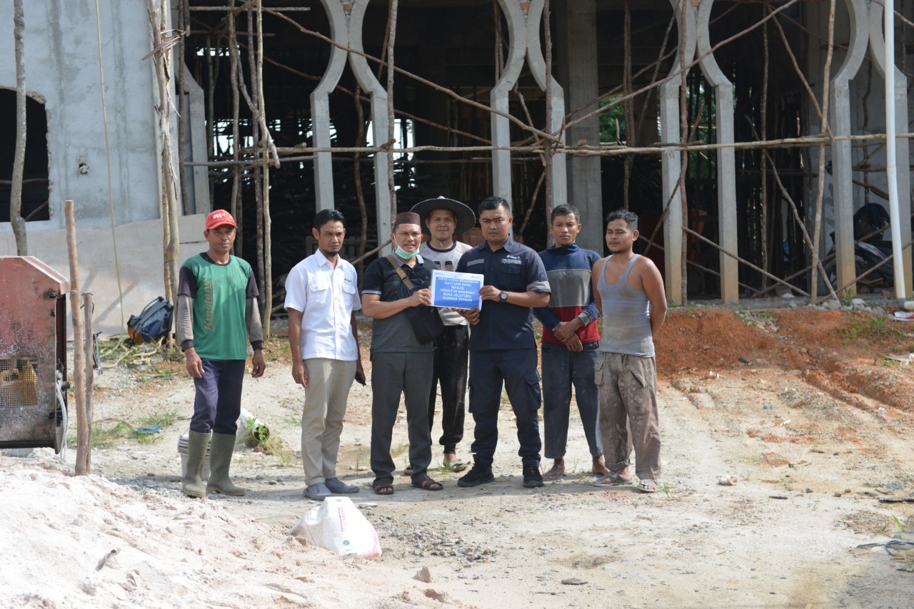 20230114 PT Timah Tbk Serahkan Bantuan Untuk Percepat Pembangunan Masjid Uswatun Hasanah di Desa Jelutung.