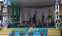 Salah satu peserta Lomba Rebana yang digelar SMA Muhammadiyah Toboali Bangka Selatan dalam rangka memperingati Maulid Nabi Muhammad SAW 1446 H.