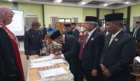 Resmi Dikukuhkan, Ini Tiga Pimpinan DPRD Bangka Tengah Definitif