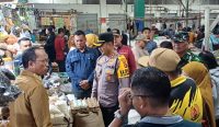 Kapolres Bateng Bersama Forkopimda Pastikan Stabilitas Harga di Pasar Koba