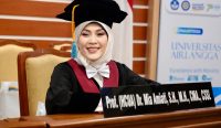 Kajati Jatim Dikukuhkan sebagai Guru Besar Kehormatan Unair