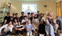 Serunya Sharing Seasson Novel Cinta di Bawah Tudung Saji Bersama Mahasiswa Isba Rayon Basel
