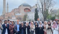 Cerita Ahmad Dhiyaul Haq: Merayakan Kemeriahan Idulfitri di Turki