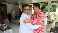 Bupati Beltim Hadiri Open House di Rumah Dinas Khairil Anwar