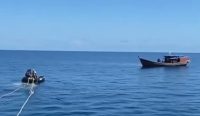 Bakamla Amankan Kapal Kayu Bawa 30 Ton Timah di Selat Karimata: akan Diselundupkan ke Malaysia