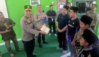 Kunjungi 2 Panti Asuhan di Pangkalpinang, Kapolda Babel Berbagi Al-Quran