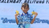 Peserta Termuda dari TK Pembina Gantung Sabet 2 Emas di Kejuaraan Renang