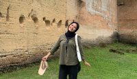 Pantai Tanjung Tinggi: Antara Keindahan Alam dan Tantangan Tata Kelola Pariwisata Berkelanjutan