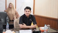 Yogi Maulana Dukung Warga Batu Betumpang Cabut Izin Hutan Tanaman Industri PT HLR