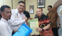 Serahkan Data ke DPRD Babel, Masyarakat Perlang Tuntut Legalitas Lahan Perkebunan