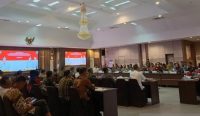 Bahas Persiapan Pilkada Ulang, Eddy Iskandar Hadiri Rakor Bersama Wamendagri Ribka Haluk