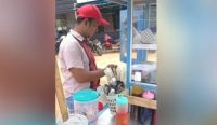 Kisah Al Kahfi: Kepala SDN 4 Namang yang Nyambi Jualan Bakso Keliling
