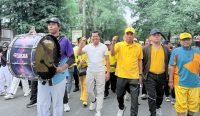 Bareng Basit Cinda, Ribuan Warga Meriahkan Jalan Sehat HUT ke-80 RI Bersama Partai Golkar