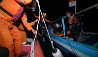 Perahu 5 Pemancing Terombang-ambing di Laut Air Anyir usai Alami Mati Mesin