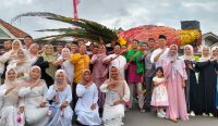 Begini Kemeriahan Kirab Budaya Peringatan Maulid Nabi di Desa Namang