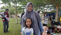 Putri Ekawari Terapkan Parenting Literasi ke Anaknya: Bimbing Membaca Buku 10 Menit Setiap Hari