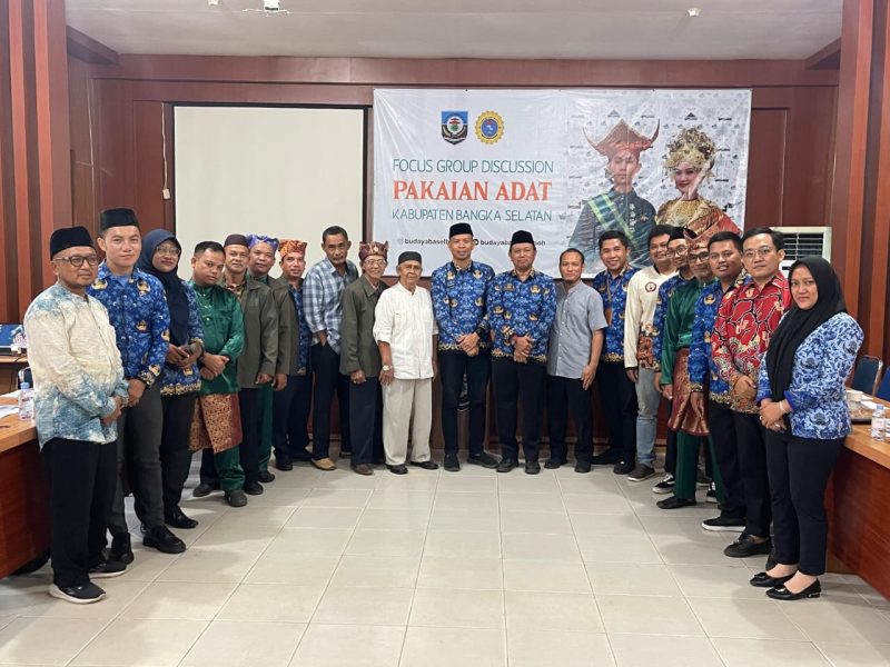 FGD (Focus Group Discussion) Pakaian Adat Bangka Selatan yang berlangsung di Gedung Pertemuan Dinas Pendidikan dan Kebudayaan Bangka Selatan Rabu (17/9).