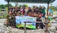 Belajar Dekat dengan Satwa, Siswa SDIT Alam Cahaya Outing Class ke BN ZOO