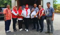 PT Timah Serahkan 200 Paket Sembako ke PMI Bangka Selatan, Wabup Debby Apresiasi