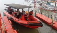 Tabrak Karang dan Nyaris Tenggelam di Laut Pulau Penanas, 5 Nelayan Beltim Dievakuasi Tim SAR 