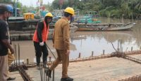 Pemkab Bateng Perkuat Ekonomi Pesisir, Pembangunan Dermaga Sungaiselan Capai 60 Persen