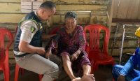 Dokkes Polres Babar Turun ke Kampung Banjir, Berikan Layanan Kesehatan Gratis