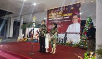 Meriahnya Kebersamaan Perayaan Natal di Rumah Dinas Bupati Babar