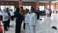 Pj Kades Bangka Kota dan Tiram Resmi Dilantik, Wabup Debby Tekankan Kolaborasi, dan Pelayanan Terbaik untuk Masyarakat