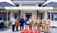PT Timah Serahkan Ratusan Paket Sembako untuk Warga Terdampak Banjir di Bangka Tengah