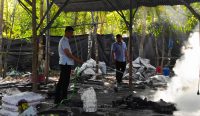 Gudang Peleburan Timah di Desa Batu Rusa Digerebek, Polisi Sita Balok Timah Seberat 300 Kilogram 