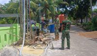 Satgas TMMD ke-127 Kodim Basel Bangun Sumur Bor, Solusi Air Bersih bagi Warga Pulau Lepar 