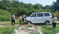 Diduga Mengantuk, Mobil Dinas Alami Kecelakaan Tunggal di Jembatan Guntung