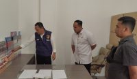 Pemilik Jutaan Batang Rokok Ilegal di Belitung Jadi Tersangka
