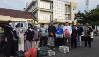Berkah Ramadan, BKPRMI Bangka Bagi Takjil untuk Nakes dan Pasien RSUD Depati Bahrain