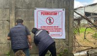 Gerak Cepat Antisipasi Penjarahan, Unit Reskrim Polsek Kelapa Pasang Spanduk Imbauan di PT Timah Nusantara