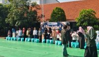 SD Yapita Gandeng Mahasiswa UINSA Salurkan Zakat Fitrah 1447 H