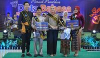Muhammad Julio Erlangga dan Josephine Gloria Onggara Duta Bahasa Babel 2026
