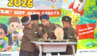Eksperimen Seru dan Kreatif, Science Fair SDIT Alam Cahaya Jadi Sorotan