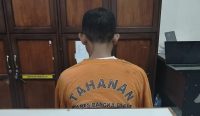 Tim Hantu dari Satuan Reserse Narkoba (Satresnarkoba) Polres Bangka Barat bersama Unit Reskrim Polsek Jebus