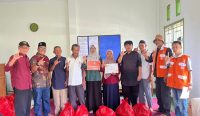 Lazismu Bangka Salurkan Sembako ke Guru dan Tenaga Pendidik AUM