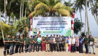 Peringati Hari Lingkungan Hidup Sedunia, PT Timah Tanam Pohon dan Bersihkan Pantai Asmara Dewi di Kabupaten Karimun