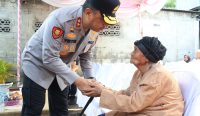 Sambut HUT ke-80 Bhayangkara, Kapolda Babel Bedah Rumah Lansia di Belitung