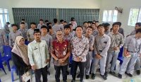 Kesbangpol Bangka Luncurkan Pendidikan Politik Pemula di SMK Muhammadiyah Sungailiat