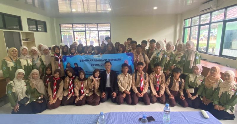Edukasi Literasi Digital dan Kesehatan Mental, HIMA BKPI Sukses Gelar Seminar di MTsN 1 Pangkalpinang