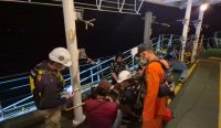 Sakit Perut Kronis, Tim SAR Gabungan Evakuasi ABK asal Filipina di Perairan Tanjung Pandan