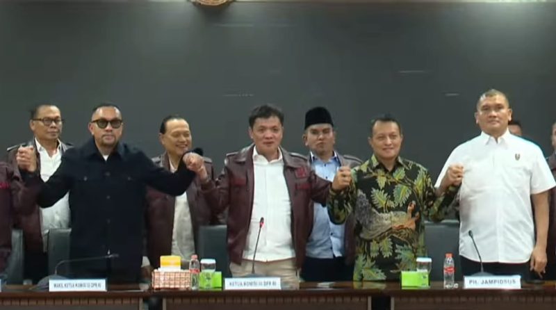 Eks Jampidsus Febrie Adriansyah Resmi Tersangka TPPU, Perkara Dilimpahkan ke Kejagung