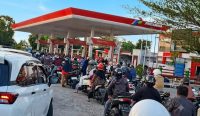Pertamina Babel Ungkap Penyebab Antrean Panjang di SPBU