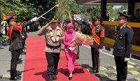 Resmi Jabat Kapolres Bangka, AKBP Indra Feri Dalimunthe Disambut Pedang Pora 