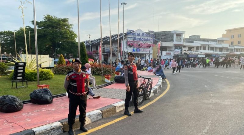 Sinergi Personel Polres Belitung Kawal Car Free Day Tanjungpandan Berlangsung Meriah